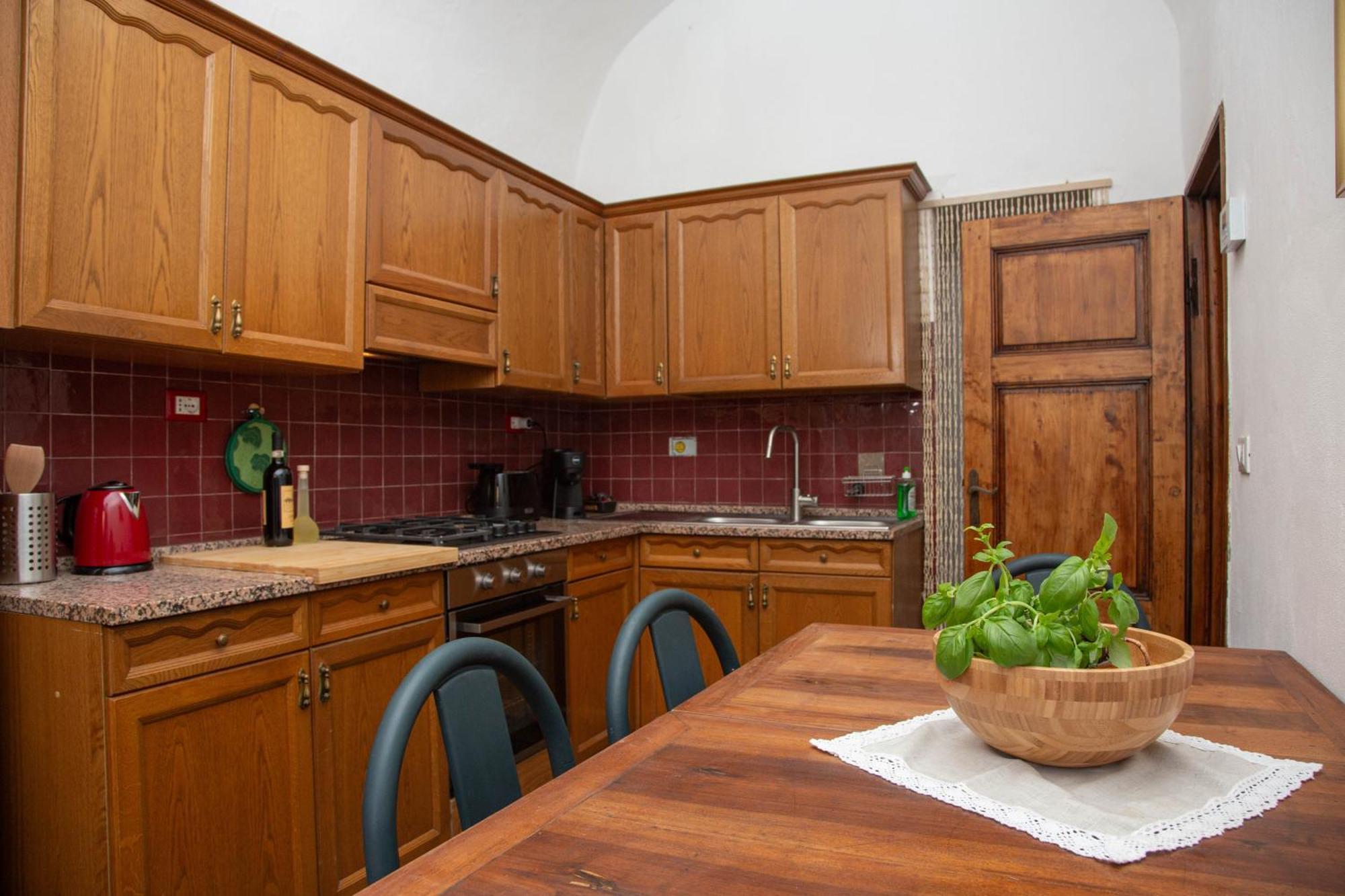 Il Cantuccio- Appartamento In Centro Con Giardino Volterra Exteriér fotografie