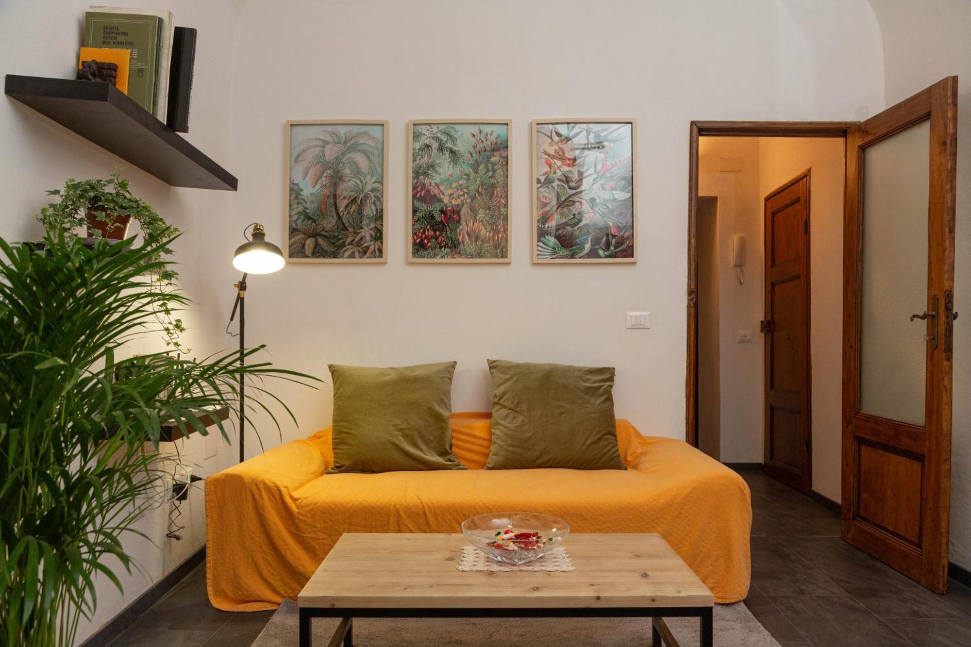 Il Cantuccio- Appartamento In Centro Con Giardino Volterra Exteriér fotografie